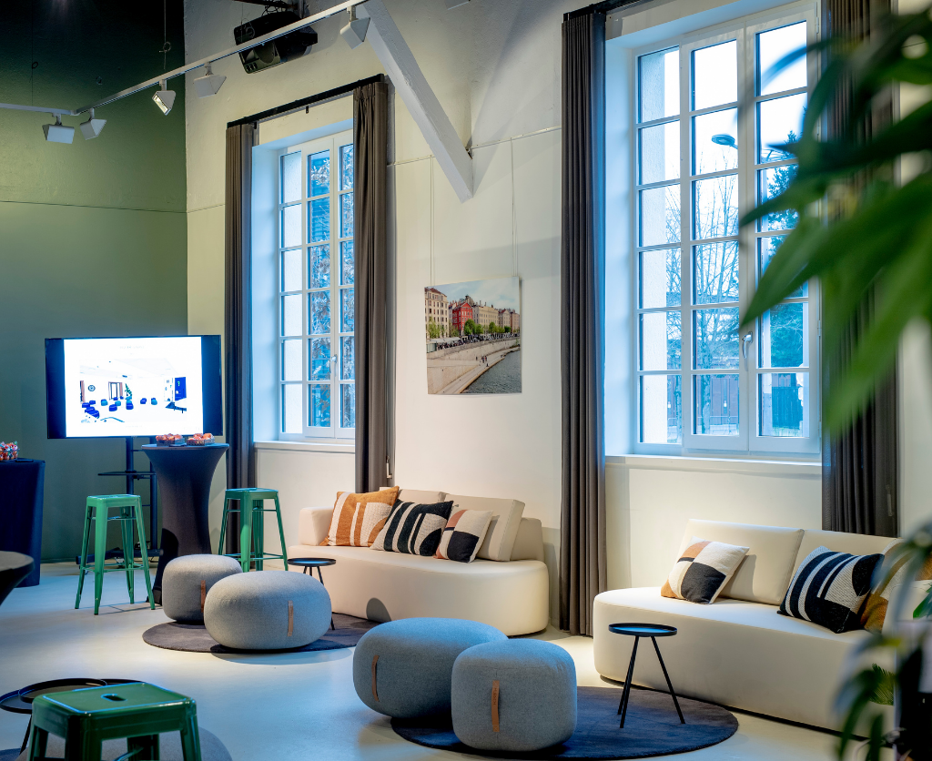 Location Salle Lumineuse Pour L'accueil De Clientèle à L'Embarcadère Lyon