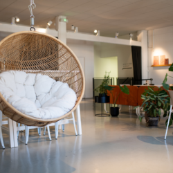 Location salle équipée pour des événements professionnels et des moments de détentes à L'Embarcadère Lyon
